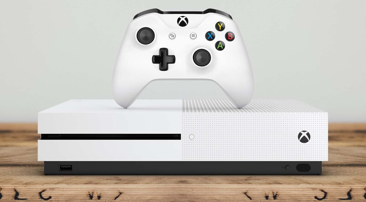 Xbox One und Controller in der Farbe Weiß.