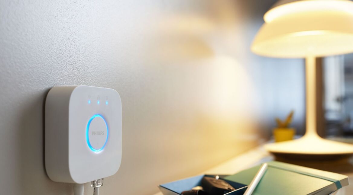 Philips Hue Bridge: So richtest Du das zentrale Steuerelement ein