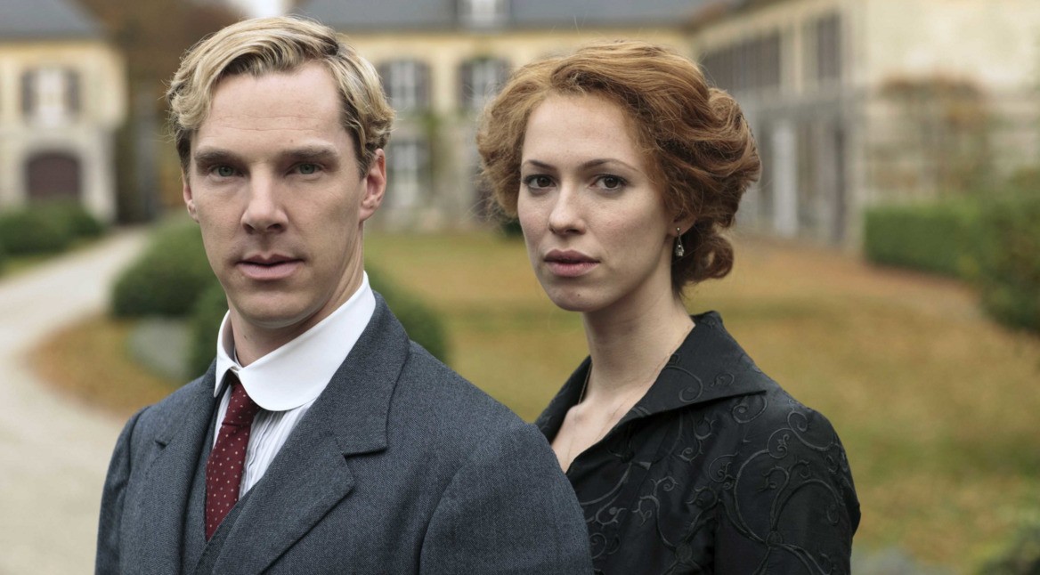 Benedict Cumberbatch und Rebecca Hall in der Serie „Parade's End”.