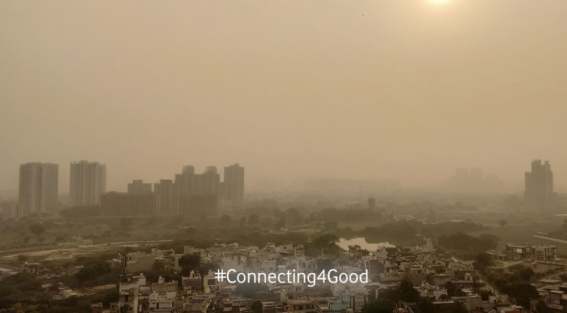 Smog über Neu Dehli, der für Tinte aus CO2 genutzt wird.