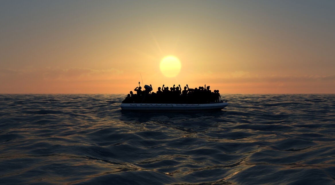 Geflüchtete auf einem Boot. Im Videospiel Salaam erzählt Lual Mayen von seiner Flucht aus dem Südsudan