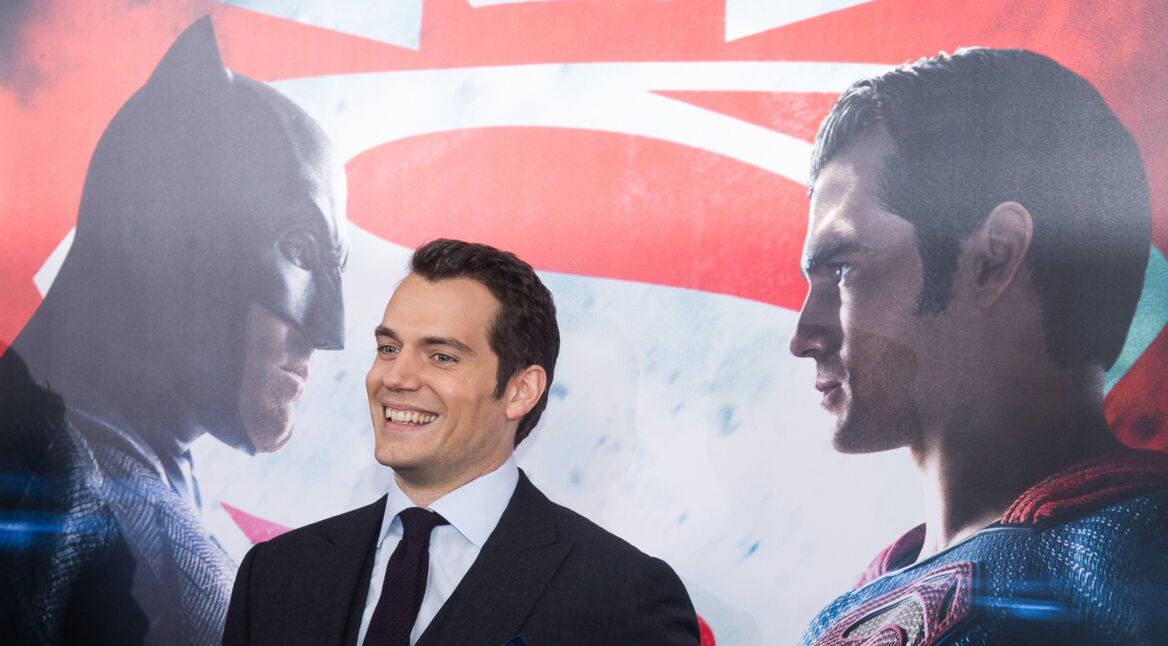 Superman: Henry Cavill hängt sein Cape noch nicht an den Nagel