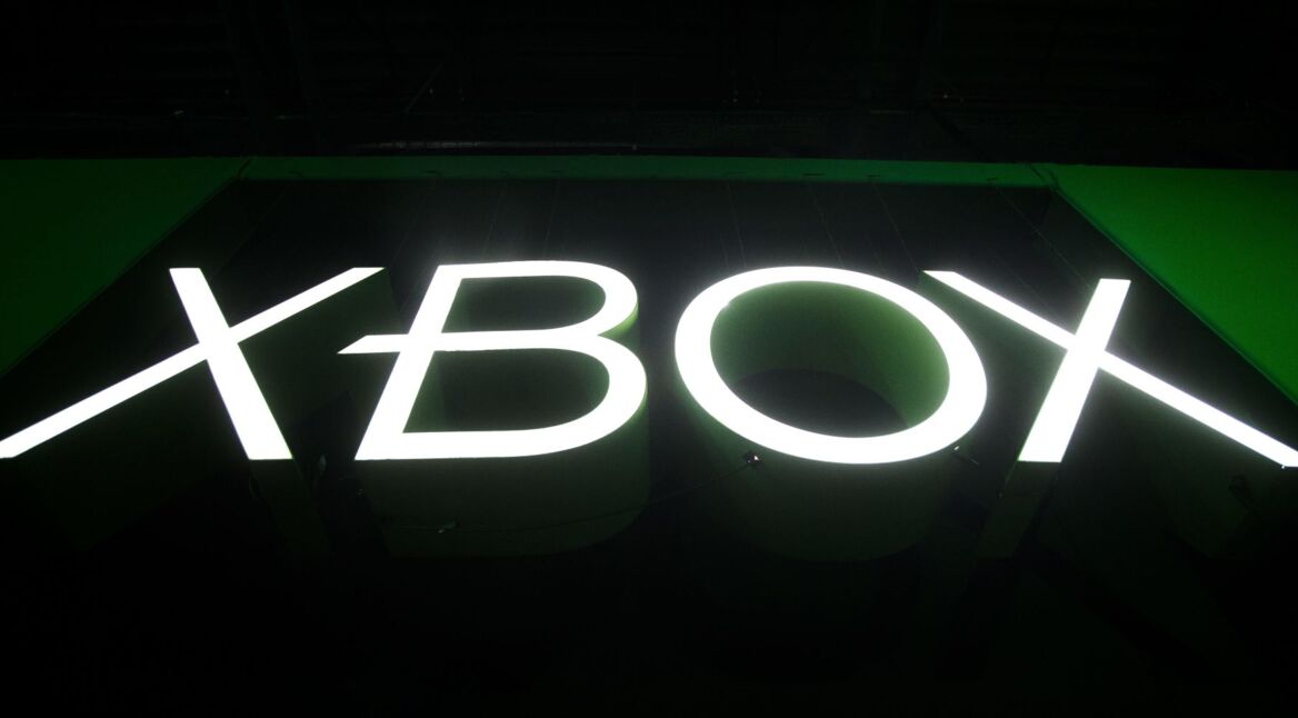 Leuchtender Xbox-Schriftzug
