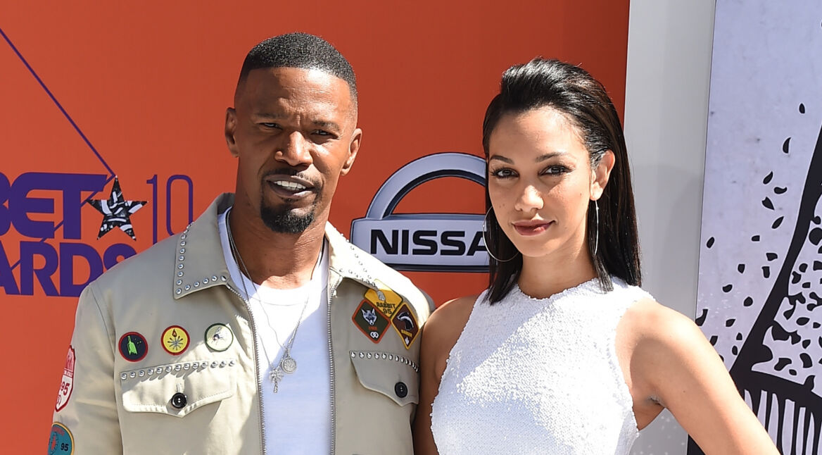 Dad Stop Embarrassing Me: Netflix bestellt Serie mit Jamie Foxx