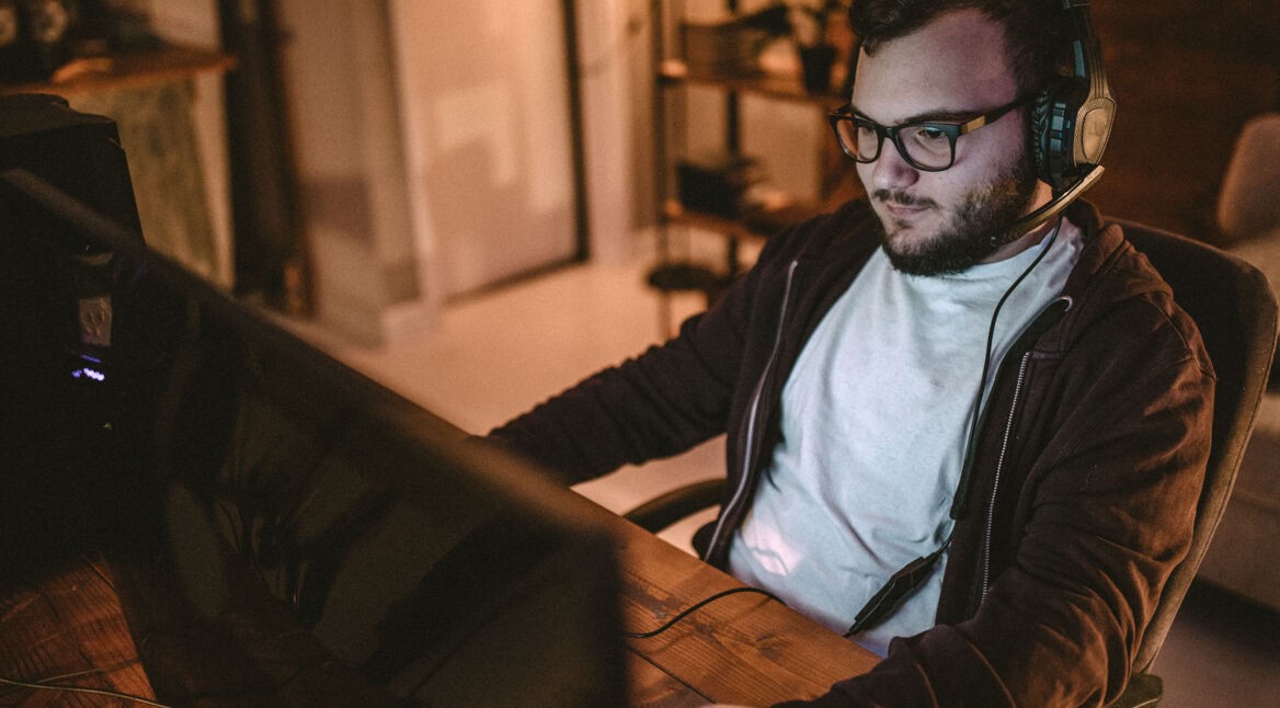 fan-remake-hdr-header