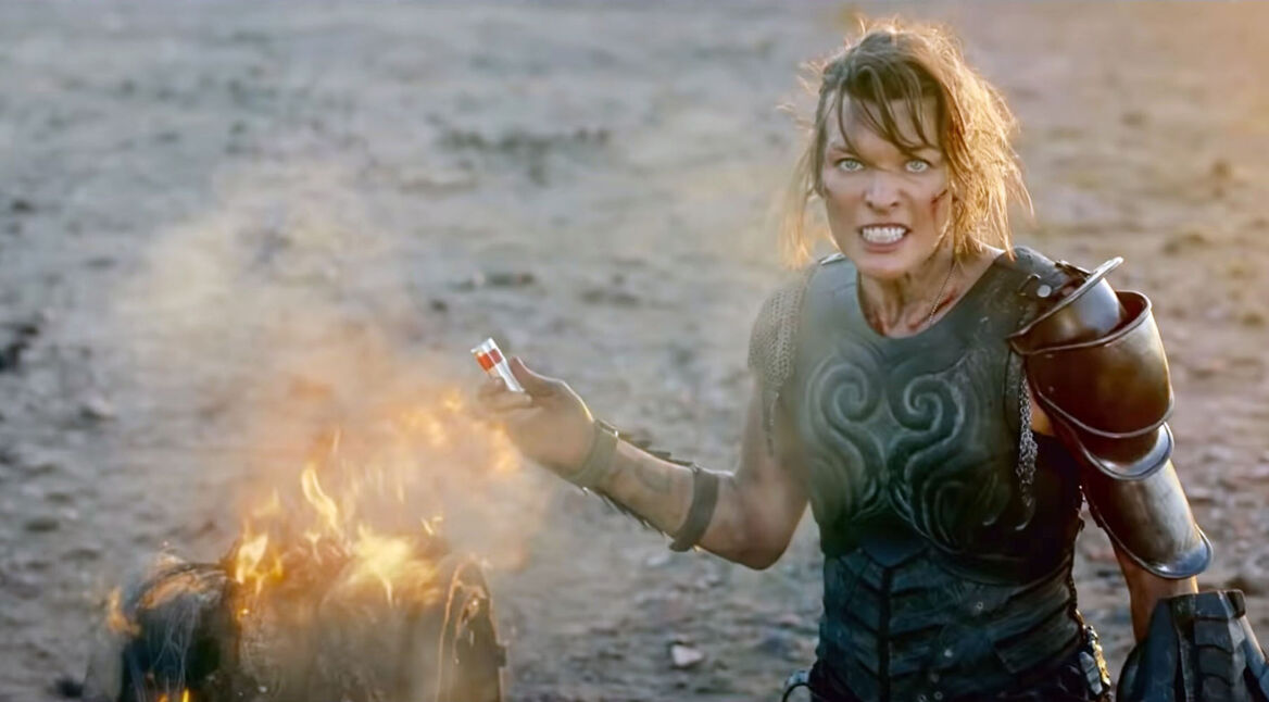 Milla Jovovich als Artemis im "Monster Hunter"-Film