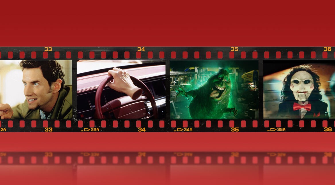 Filmstreifen mit gruseligen Nebenfiguren aus Horrorfilmen