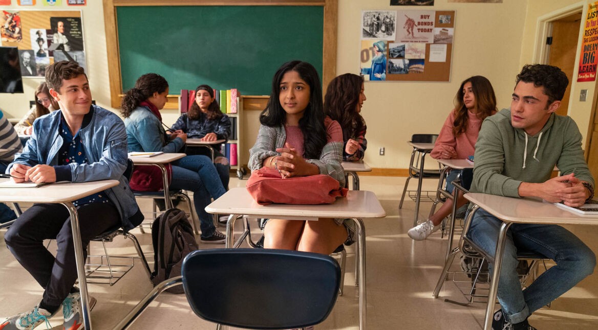 MAITREYI RAMAKRISHNAN als Devi in Staffel 2 von Noch nie in meinem Leben