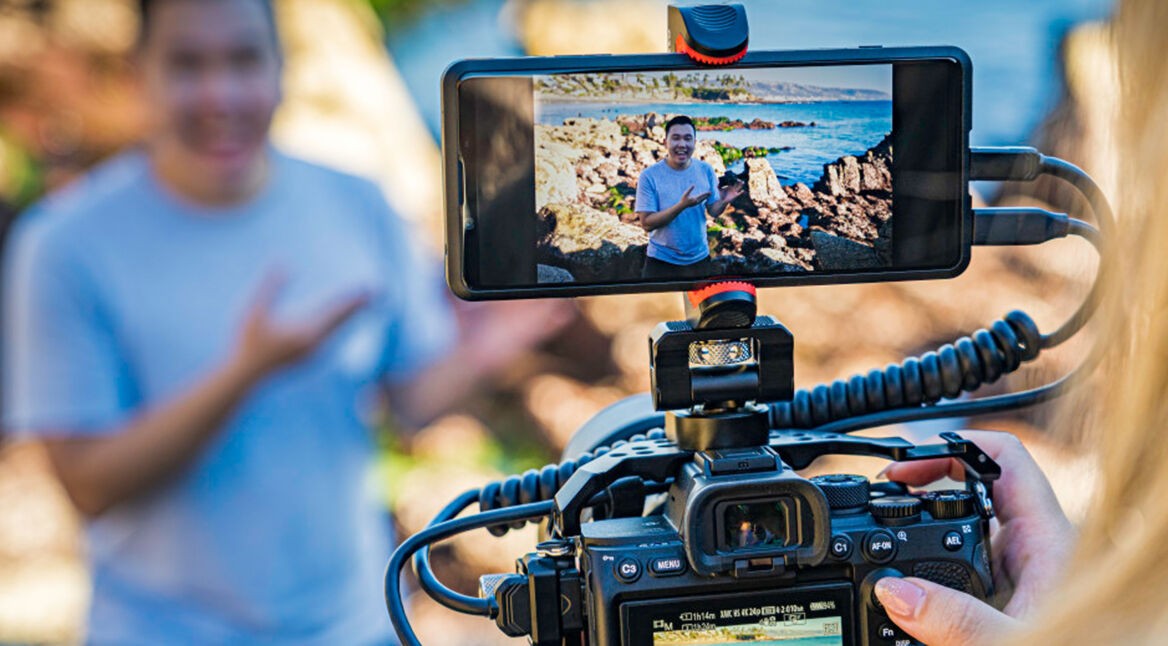 Sony Xperia Pro als zweiter Bildschirm auf einer Spiegelreflexkamera