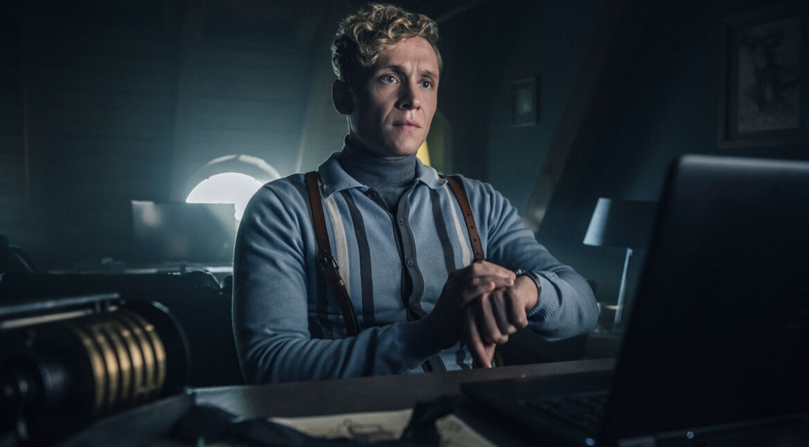 Matthias Schweighöfer in Army of Thieves