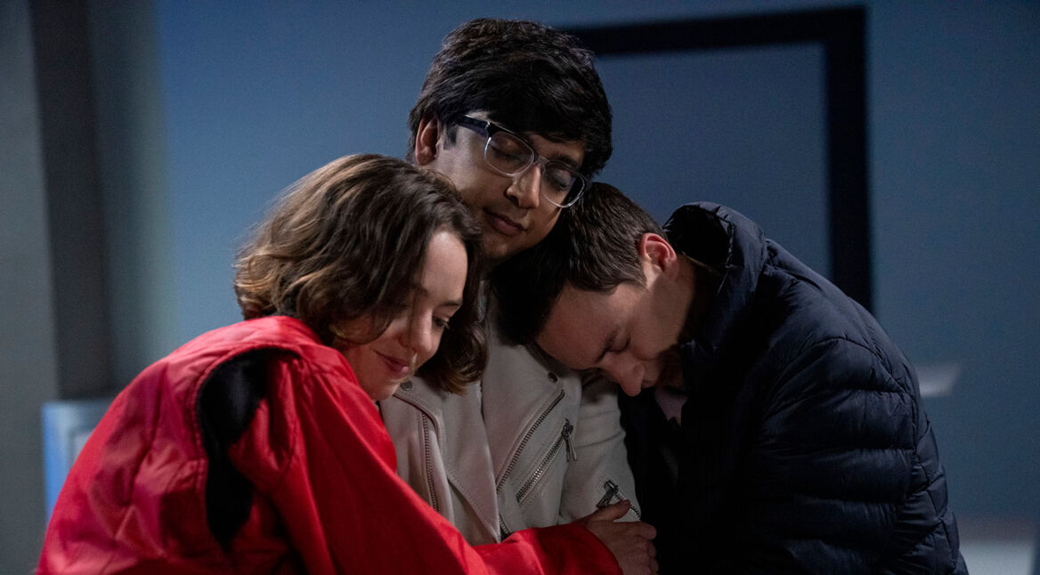 Casey, Zahid und Sam in Staffel 4 von Atypical auf Netflix