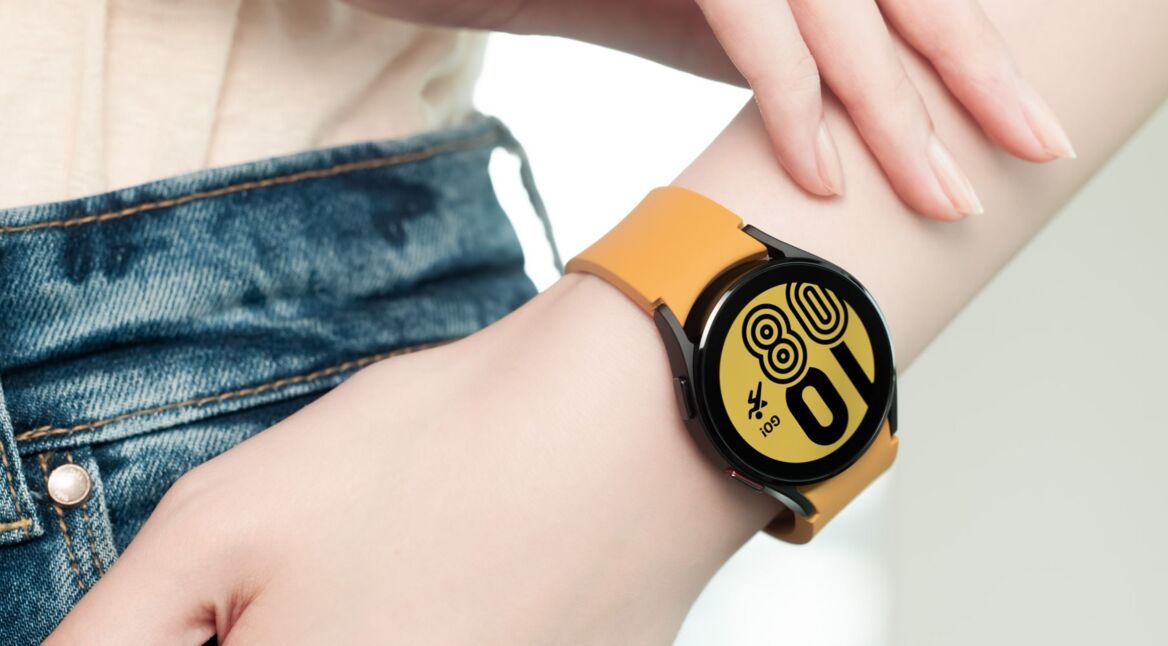 Galaxy Watch4 am Handgelenk