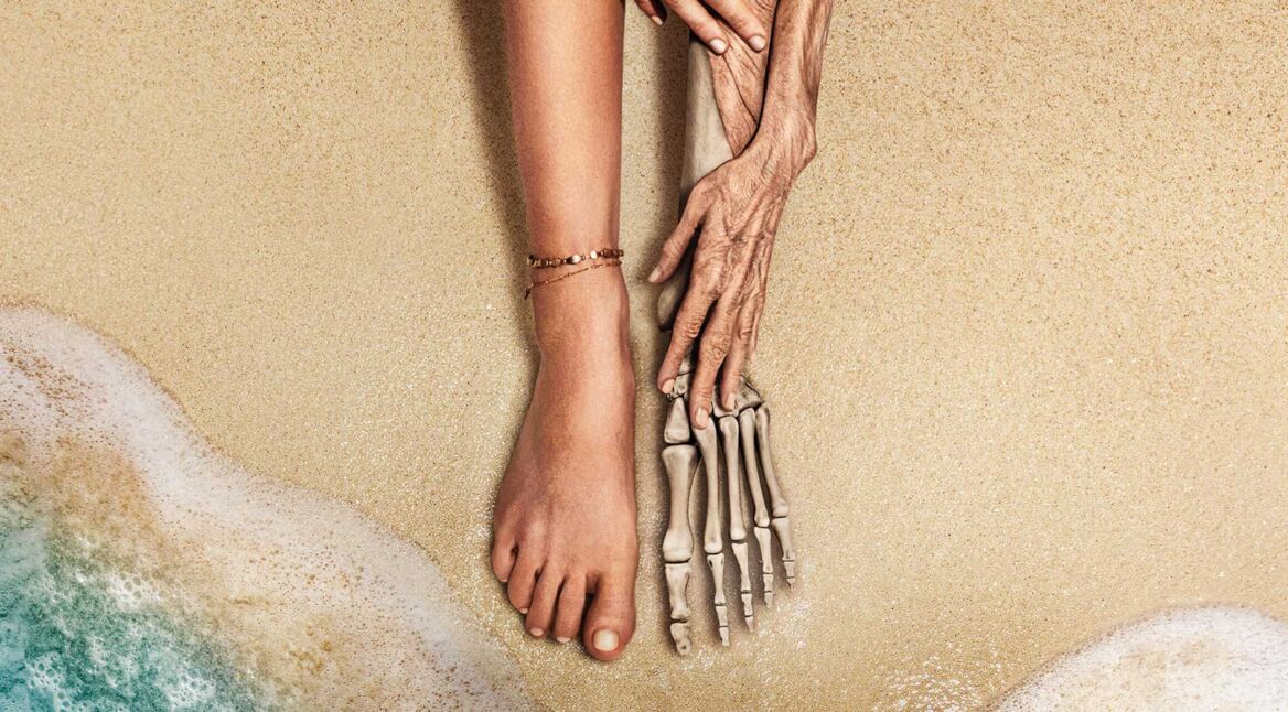 Old Ende: Poster zum Film Old