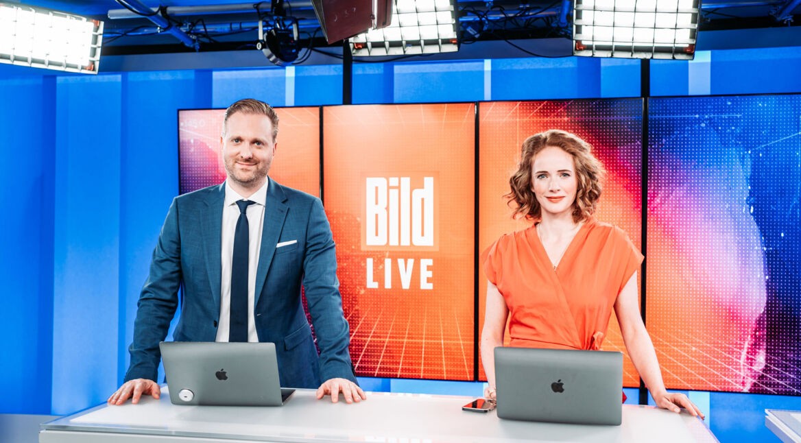 BILD TV Moderatorin Patricia Platiel und Moderator Kai Weise im Studio.