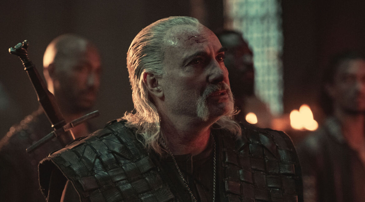 Kim Bodnia als Vesemir in Staffel 2 von "The Witcher"