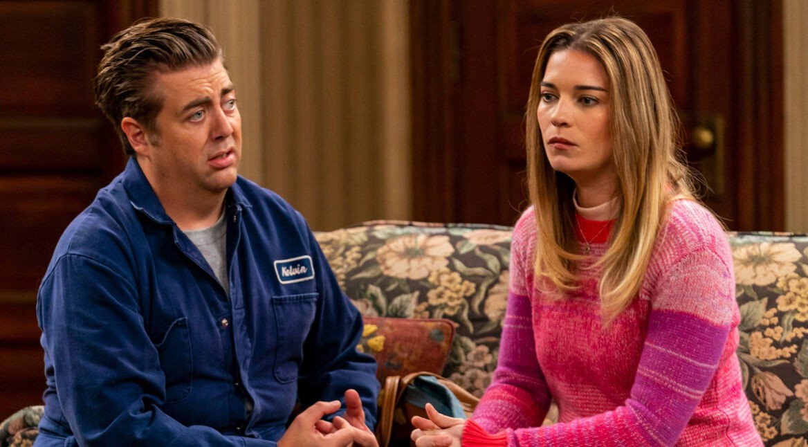 Eric Petersen und Annie Murphy in Staffel 1 von Kevin can f himself