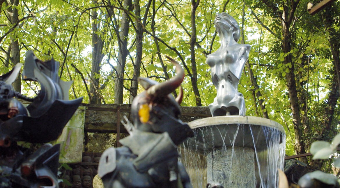 Skulpturen von HR Giger