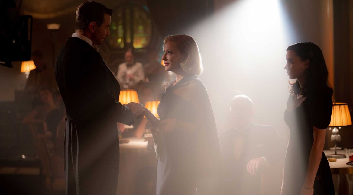Bradley Cooper, Cate Blanchett und Rooney Mara im Film Nightmare Alley