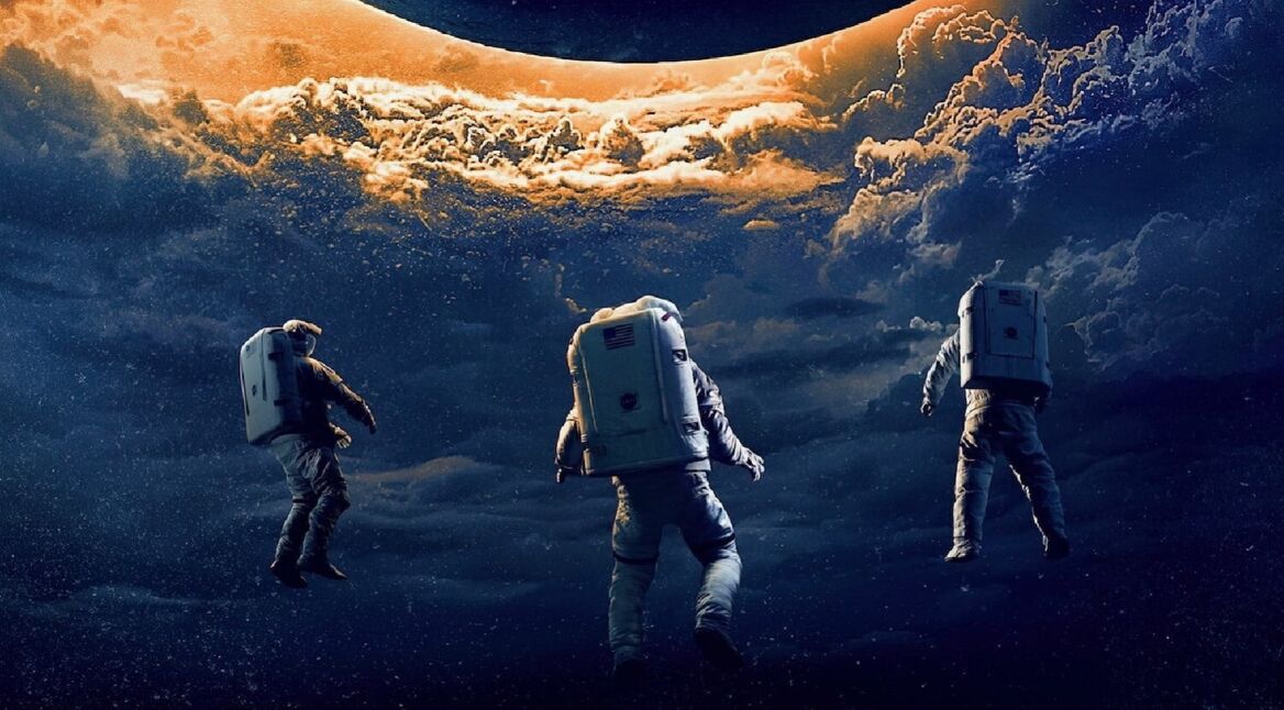 Der Cast von Moonfall