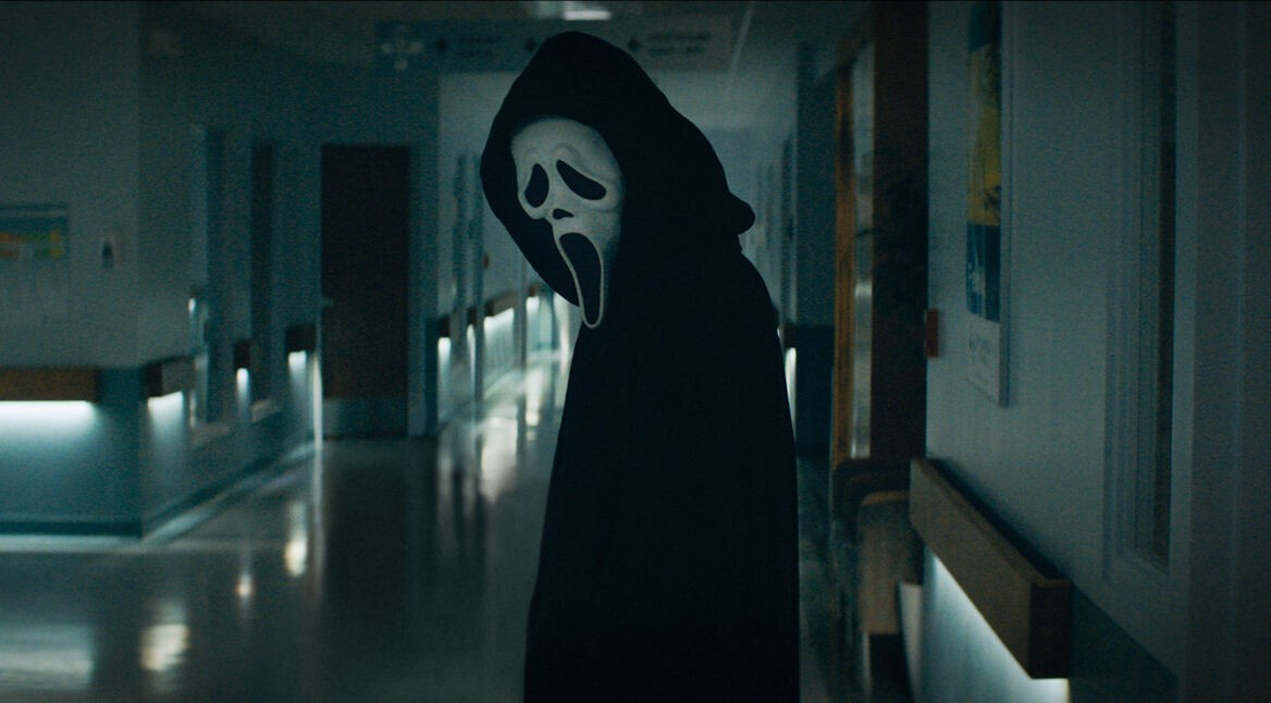 Der Killer Ghostface im Scream-Film von 2022