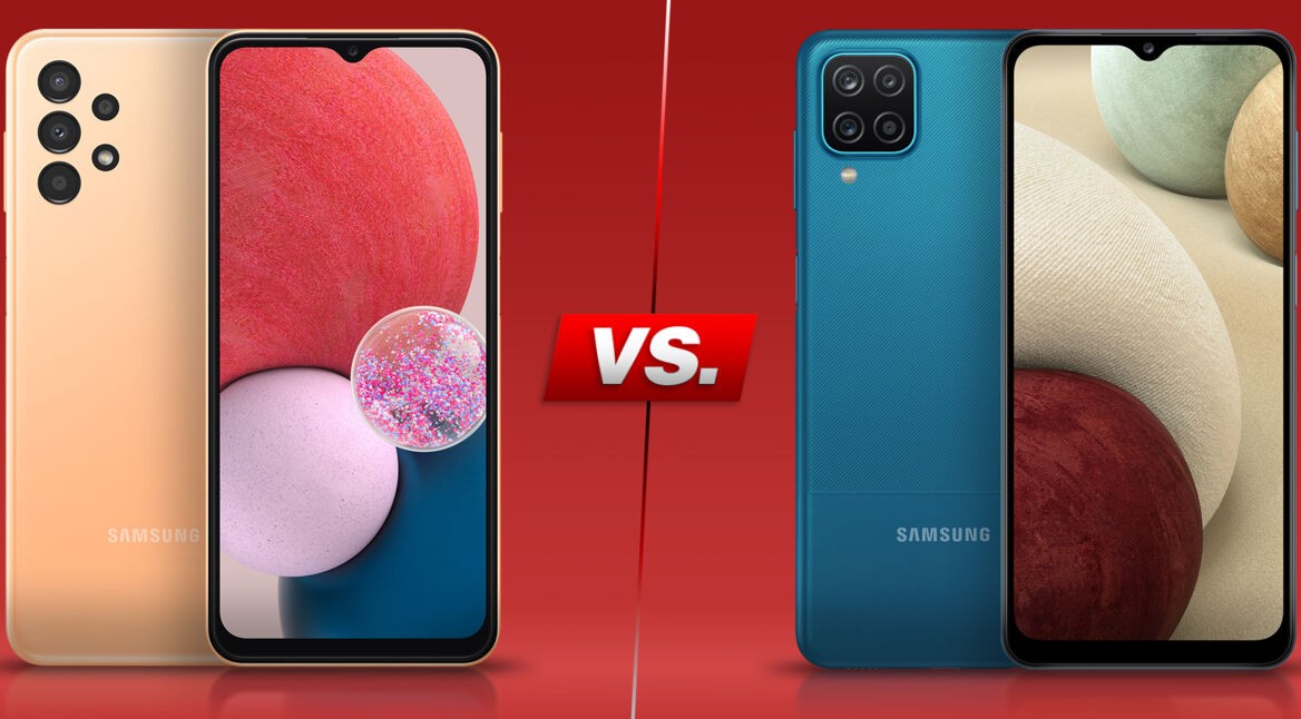 Smartphones Galaxy A13 und Galaxy A12 nebeneinander vor rotem Hintergrund