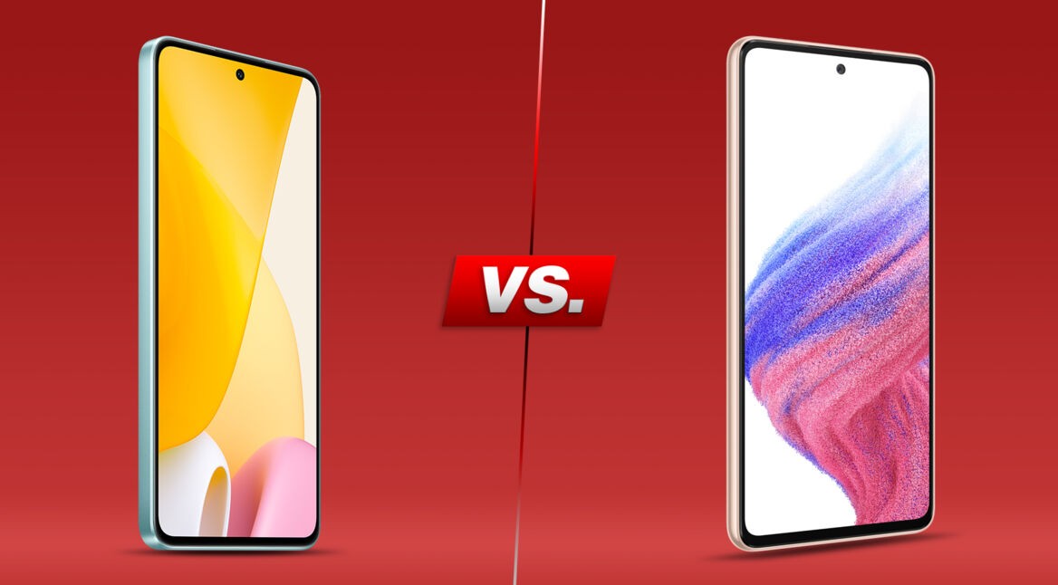 ZWei Smartphones von vorne vor rotem Hintergrund: Xiaomi 12 Lite 5G und Galaxy A53 5G