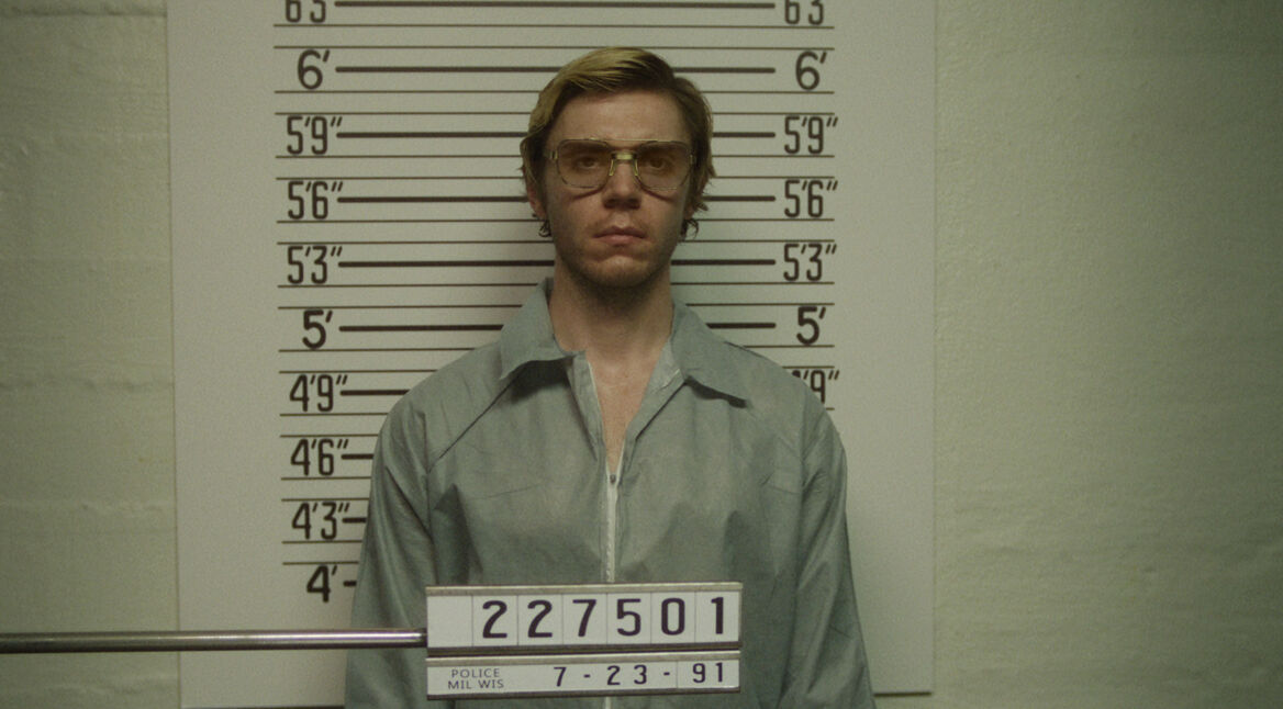 Evan Peters als Jeffrey Dahmer