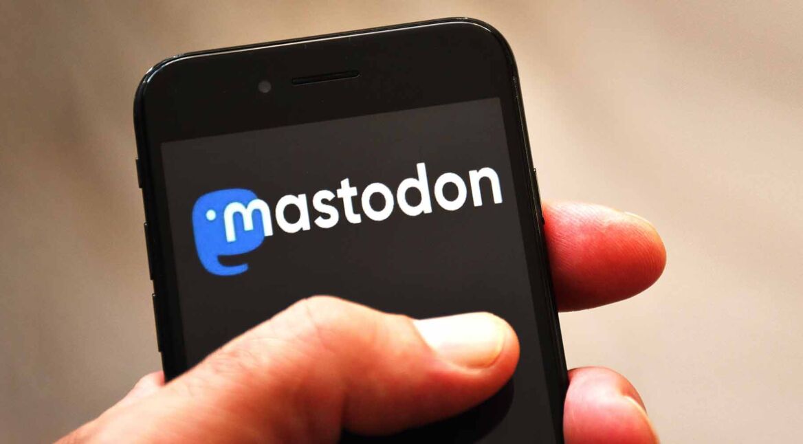 Die Mastodon-App startet auf einem Smartphone