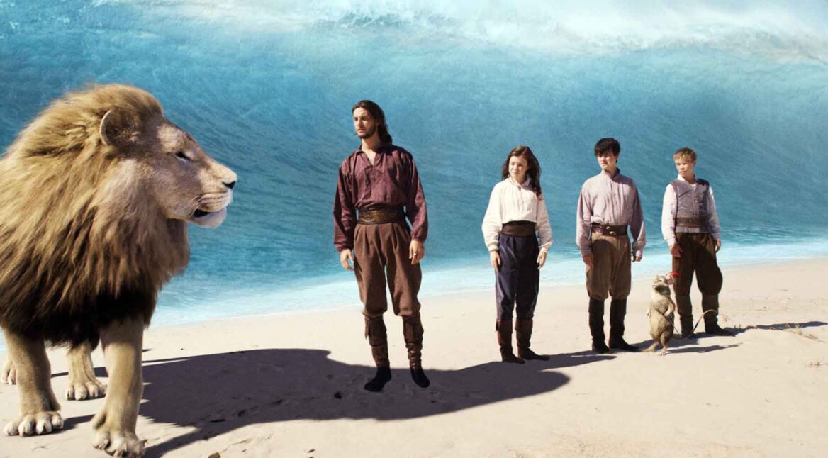 Aslan, Peter, Edmund, Susan und Lucy aus Chroniken von Narnia