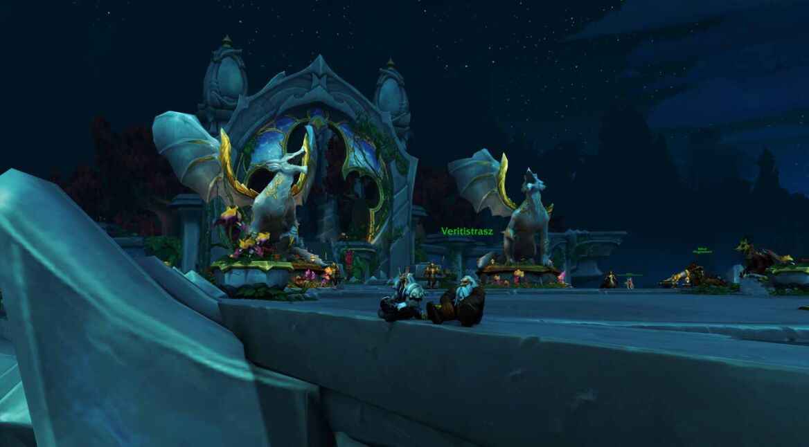 Der Questgeber Veritistrasza und ein Spieler-Charakter in WoW: Dragonflight