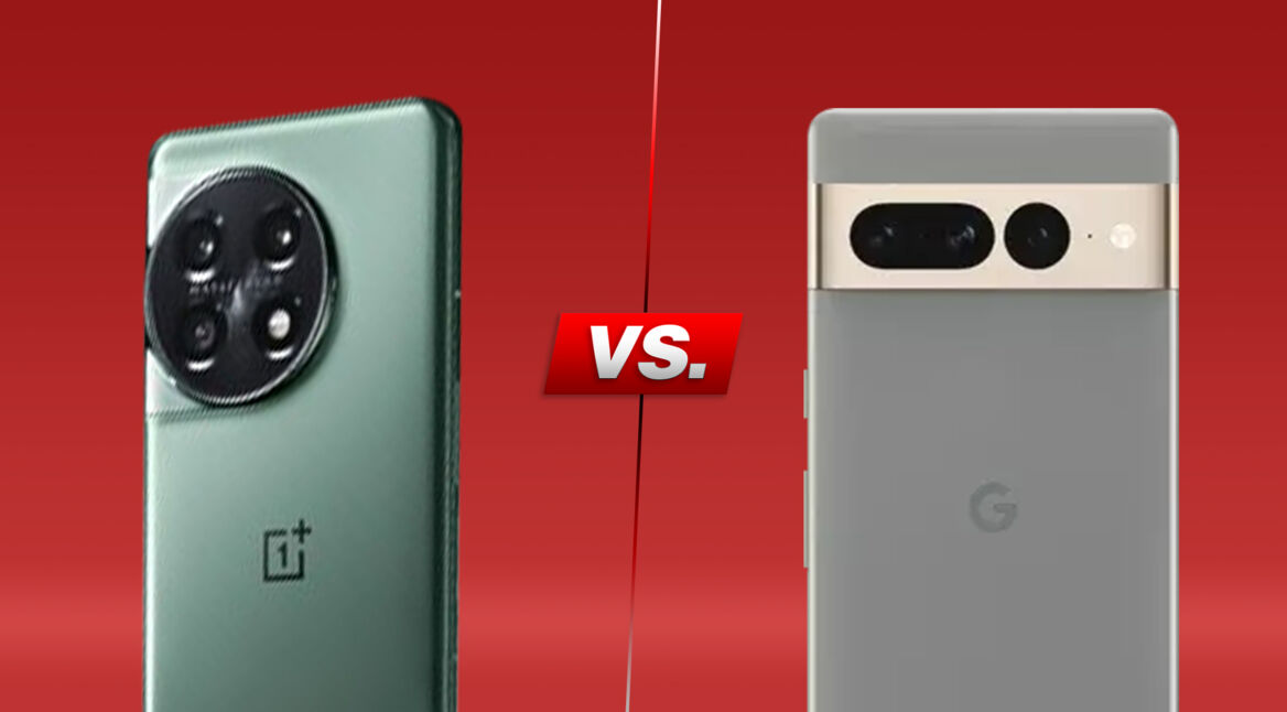 Smartphones OnePluss 11 und Pixel 7 Pro von hinten nebeneinander vor rotem Hintergrund