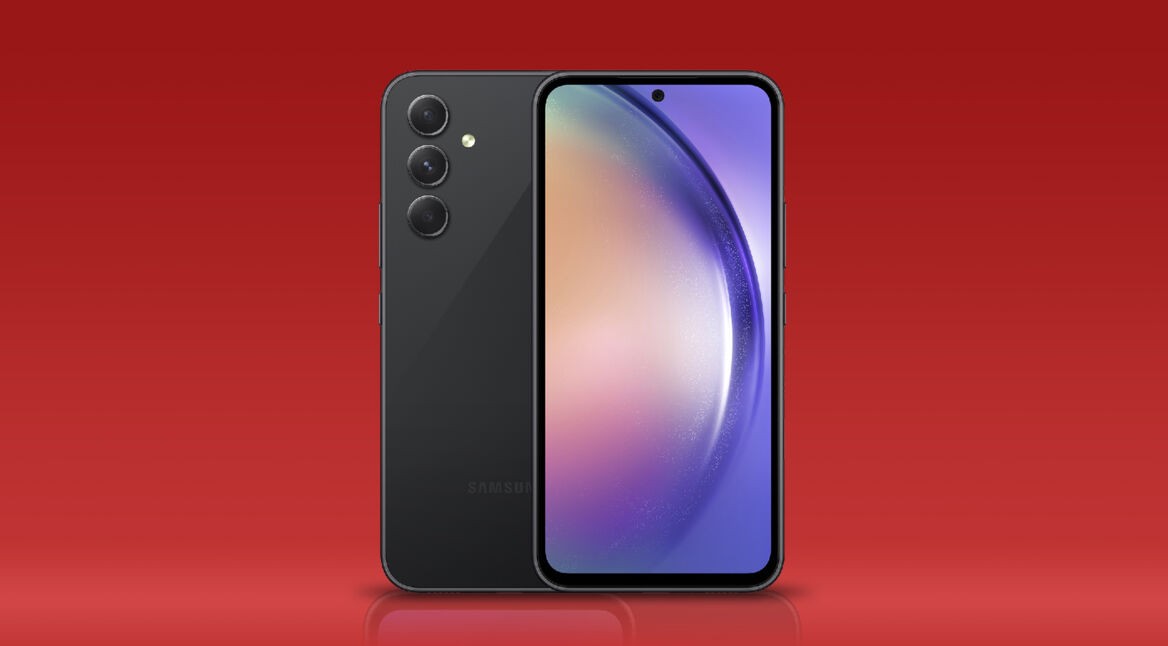 Das Galaxy A54 5G in graphite grey vor rotem Hintergrund
