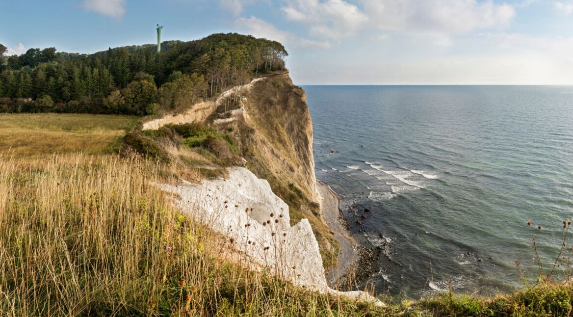 Küste der dänischen Insel Mön