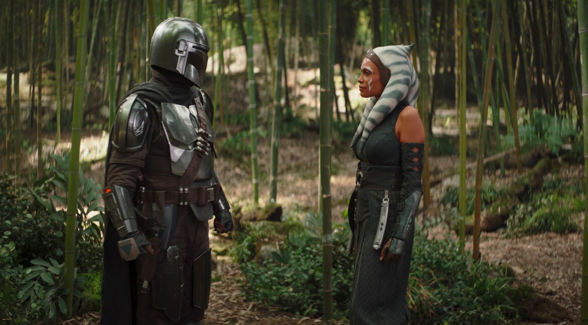 Ahsoka und Boba Fett stehen sich gegenüber