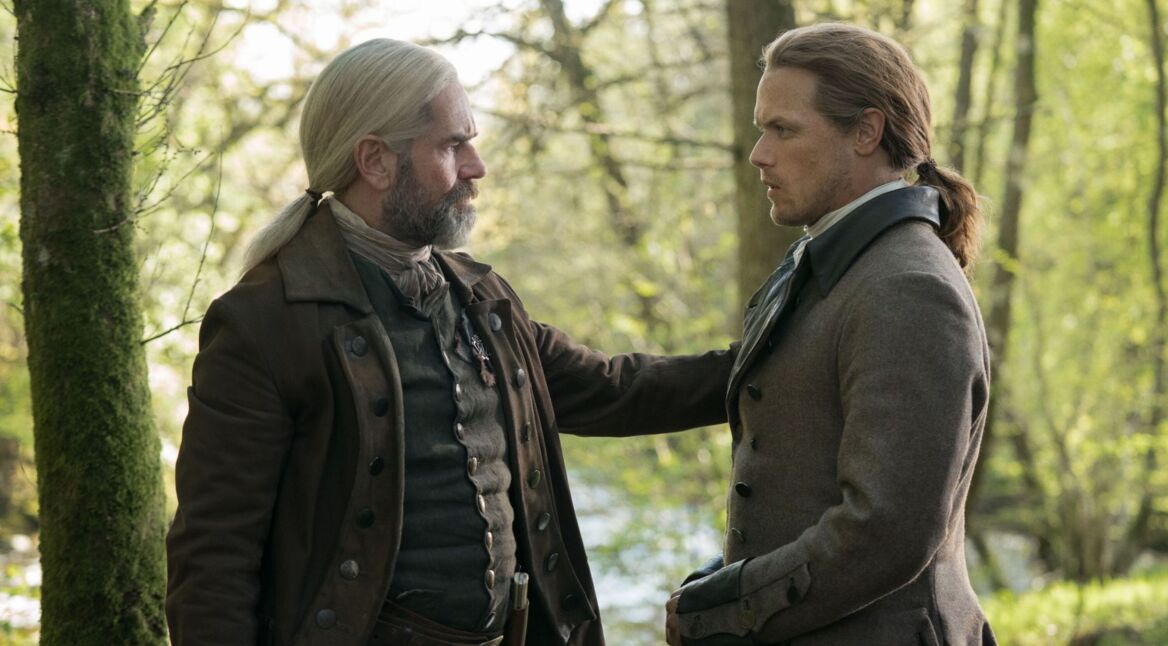 Duncan Lacroix und Sam Heughan in Staffel 5 von "Outlander"