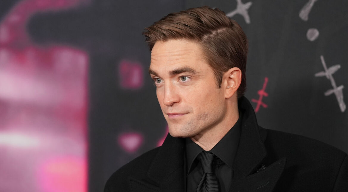 Mickey 17-Hauptdarsteller Robert Pattinson