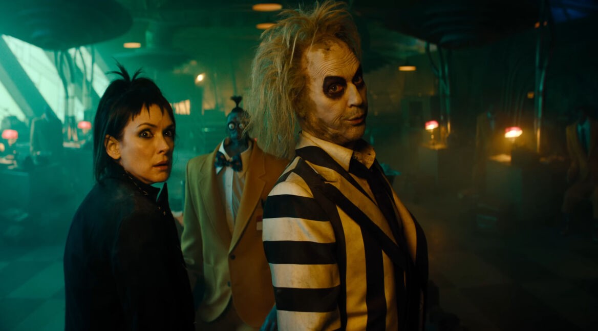 Winona Ryder und Michael Keaton in Beetlejuice Beetlejuice