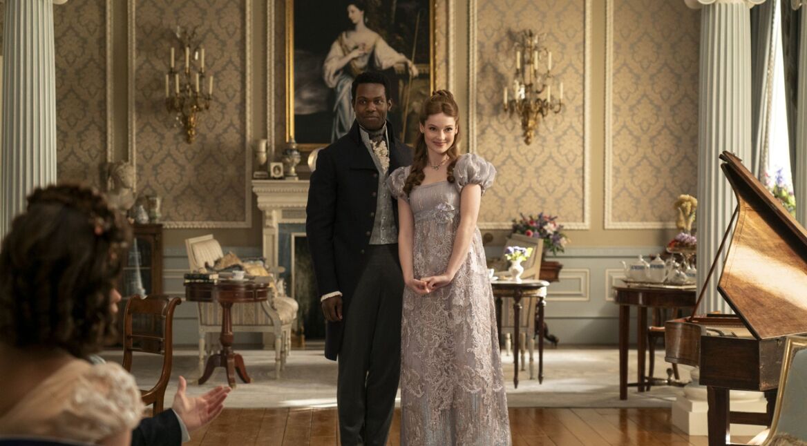 Victor Alli und Hannah Dodd in Staffel 3 von "Bridgerton"
