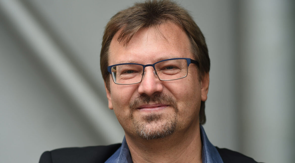 Andreas Gruber im Porträt auf der 68. Frankfurter Buchmesse in Frankfurt am Main.