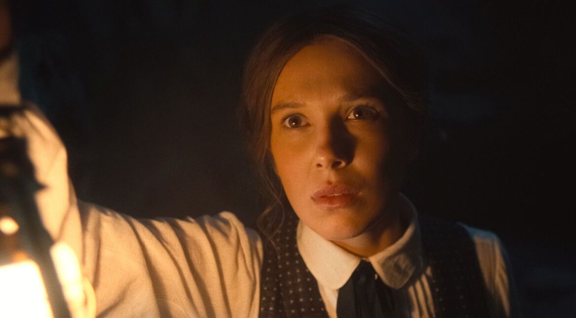 Millie Bobby Brown als Enola Holmes in einer Szene von "Enola Holmes 3".