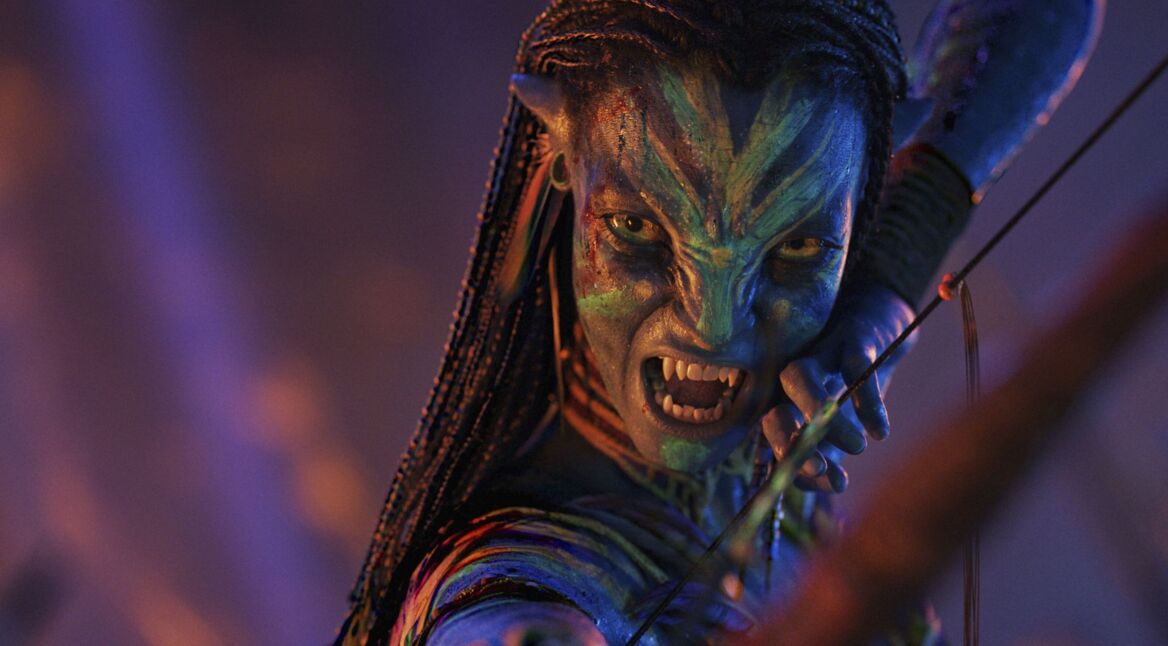 Zoe Saldana als Neytiri in "Avatar 3: Fire and Ash".