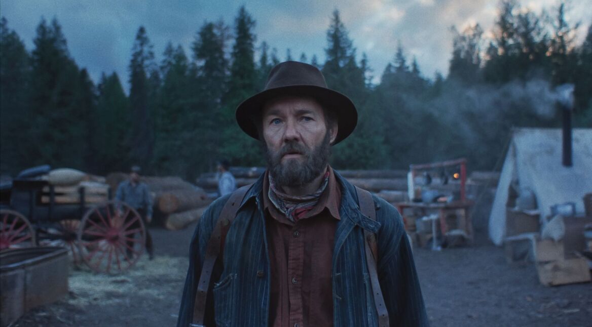 Joel Edgerton als Robert Grainier in "Train Dreams".