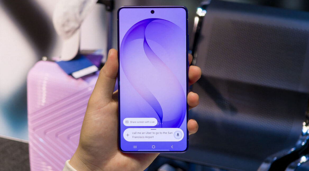 KI-Prompt auf dem Display des Galaxy S26 Ultra.