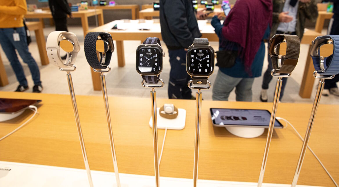 Apple Watches im Apple Store