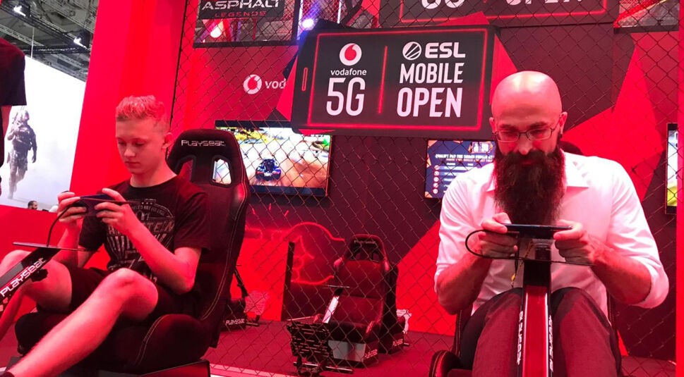 zocken-am-vodafone-stand-bei-der-gamescom