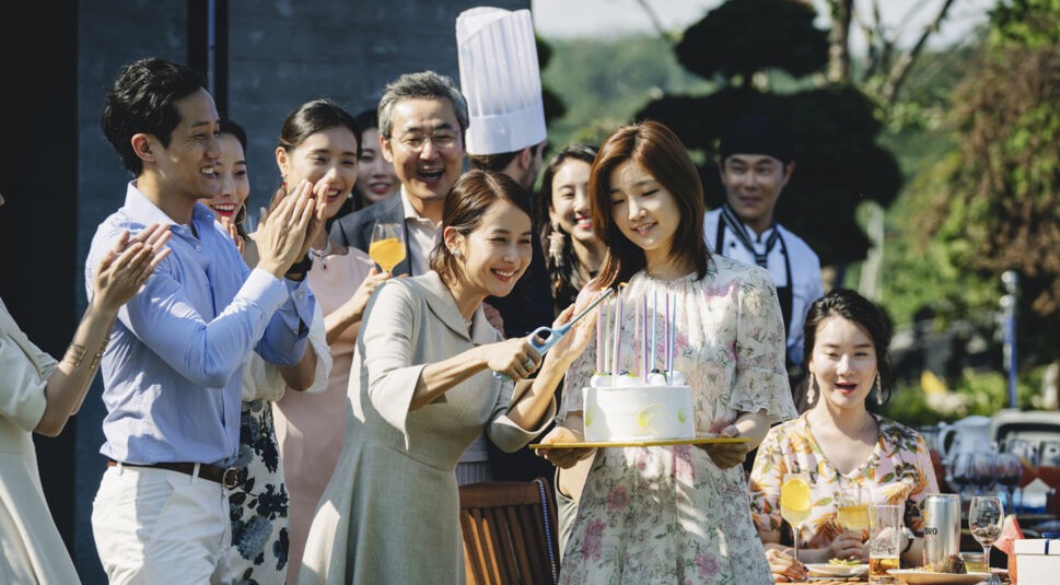 Gartenfest bei Familie Park. Foto: Koch Films / Capelight Pictures