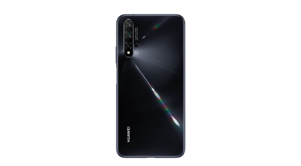 Die Rückseite des Huawei Nova 5T in Schwarz. Foto: Huawei