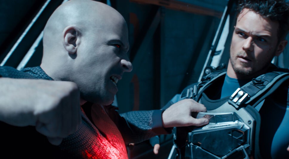 Bloodshot kämpft gegen Gegner