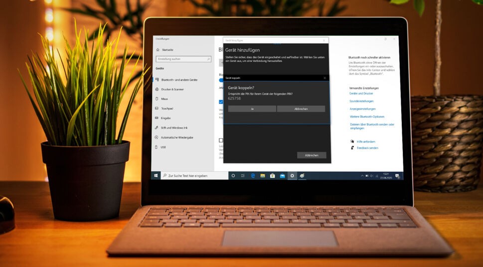 Screenshot von Windows 10 Laptop während Kopplung und Übertragung per Bluetooth mit Android-Smartphone