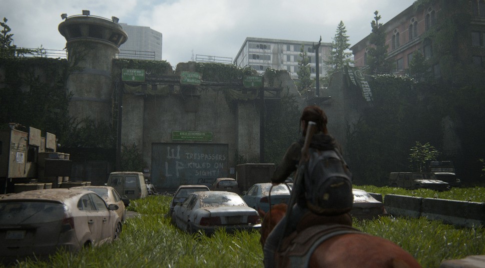 Ellie reitet in "The last of Us Part II"